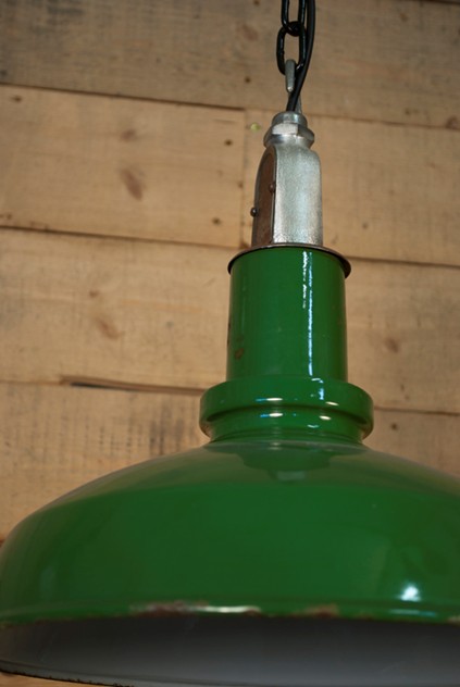 Fab set two green enamel lights-source-antiques-Green enamel 3 web_main_635951053927065664.JPG
